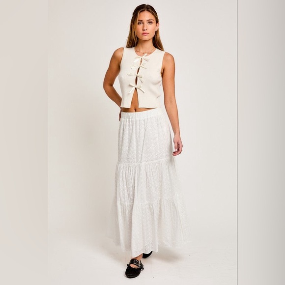 Satin Bow Cutout Knit Tank Top - Le Lis - Picture 4 of 4